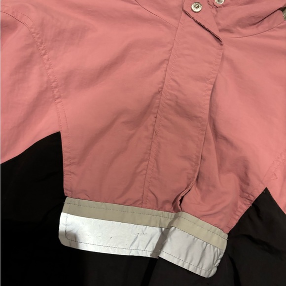 Womens Outdoor Collection Windbreaker - Picture 2 of 4